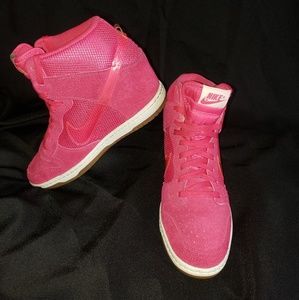 Size 10 Nike Hyper  Dunk wedge Sneakers
